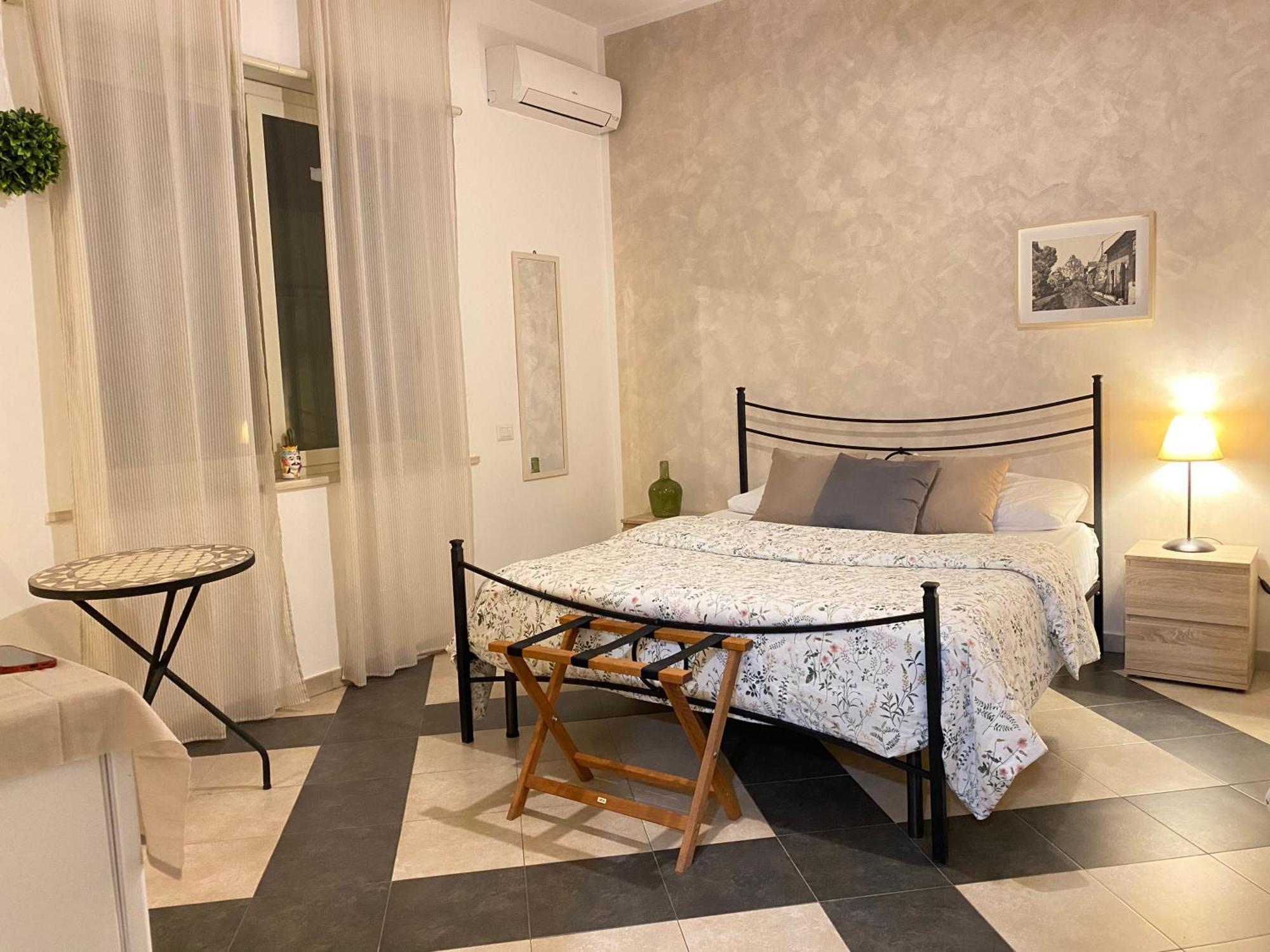 B & B Jasmine Санта-Тереза-ди-Рива Экстерьер фото
